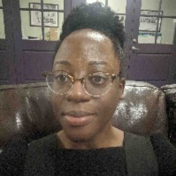 Meet your Posher, Tina - Picture 1 of 1